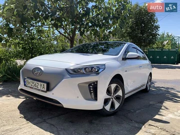 Авто Hyundai Ioniq 2018 № 7922026