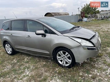Авто Peugeot 5008 2010 № 7922208