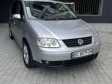 Авто Volkswagen Touran 2005 № 7922217