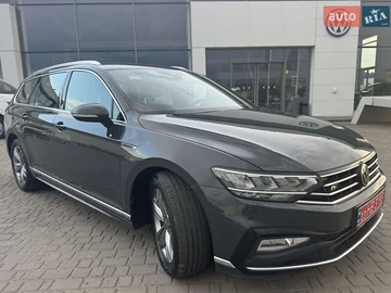 Авто Volkswagen Passat 2021 № 7922424