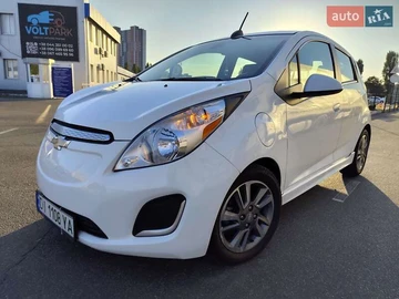 Авто Chevrolet Spark 2015 № 7922428