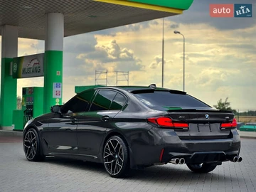 Авто BMW 5 Series 2018 № 7922715