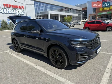 Авто Volkswagen Touareg 2023 № 7922837