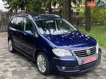 Авто Volkswagen Touran 2008 № 7922907