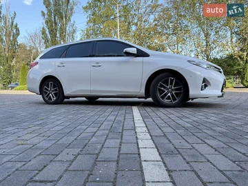 Авто Toyota Auris 2014 № 7922939