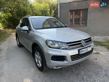 Авто Volkswagen Touareg 2011 № 7922983
