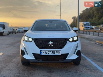 Авто Peugeot 2008 2021 № 7922996