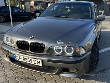 Авто BMW 5 Series 2001 № 7923107