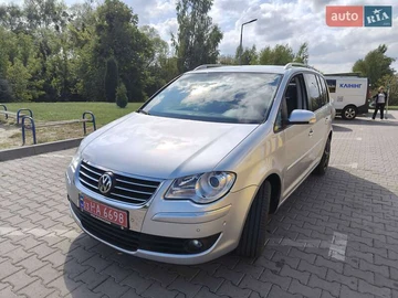 Авто Volkswagen Touran 2007 № 7923157