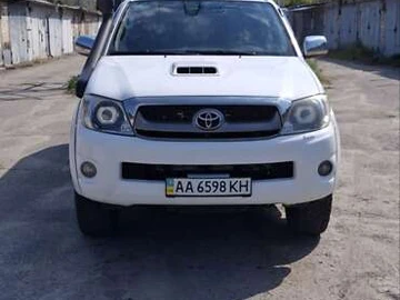 Авто Toyota Hilux 2011 № 7923277