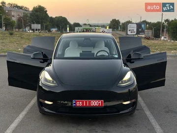 Авто Tesla Model Y 2022 № 7923297