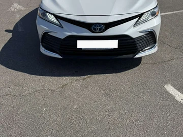 Авто Toyota Camry 2021 № 7923303