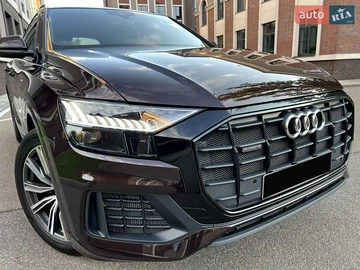 Авто Audi Q8 2020 № 7923325