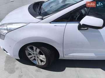 Авто Peugeot 5008 2012 № 7923468