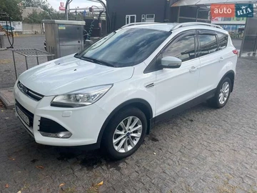 Авто Ford Kuga 2016 № 7923551