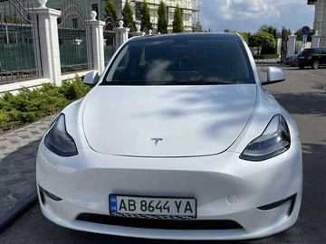 Авто Tesla Model Y 2021 № 7923568