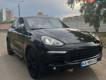 Авто Porsche Cayenne 2015 № 7923575