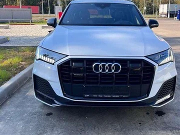 Авто Audi Q8 2020 № 7923605