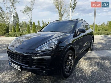 Авто Porsche Cayenne 2017 № 7923607