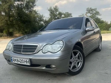 Авто Mercedes C-Class 2003 № 7923660