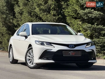 Авто Toyota Camry 2021 № 7923894