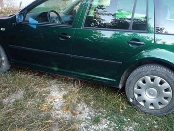 Авто Volkswagen Golf 2000 № 7923987