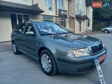 Авто Skoda Octavia 2004 № 7924001