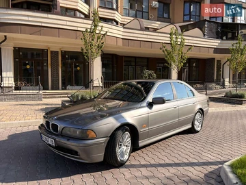 Авто BMW 5 Series 2001 № 7924131