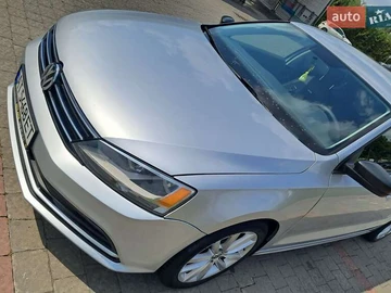 Авто Volkswagen Jetta 2015 № 7924141