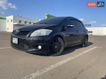 Авто Toyota Auris 2011 № 7924156