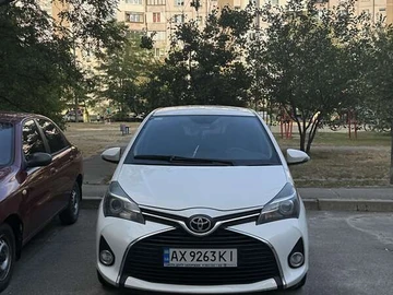 Авто Toyota Yaris 2014 № 7924193