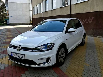 Авто Volkswagen E-Golf 2018 № 7924202