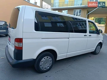 Авто Volkswagen Transporter 2015 № 7924257