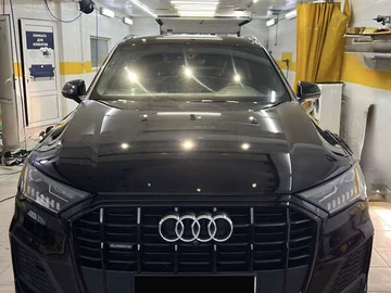 Авто Audi Q7 2021 № 7924373
