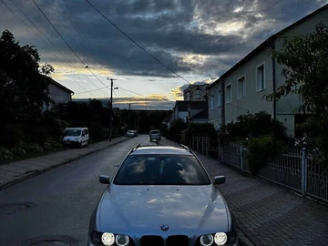 Авто BMW 5 Series 2000 № 7924447