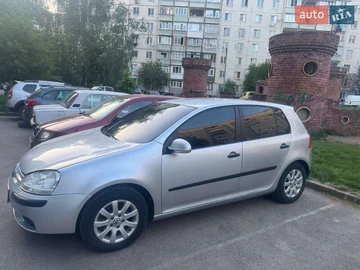 Авто Volkswagen Golf 2005 № 7924511