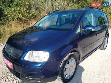 Авто Volkswagen Touran 2006 № 7924540