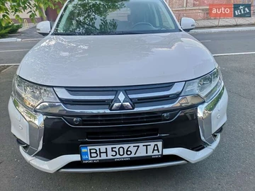 Авто Mitsubishi Outlander 2015 № 7924629