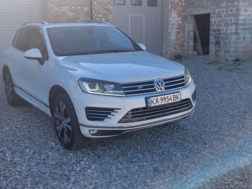 Авто Volkswagen Touareg 2016 № 7924630