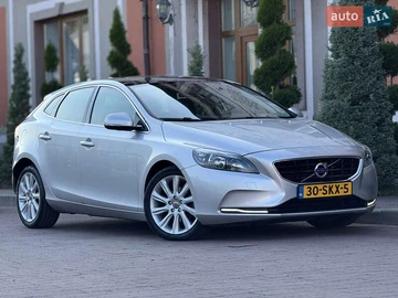 Авто Volvo V40 2013 № 7924673