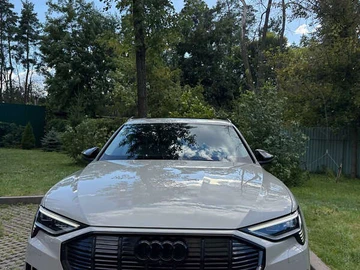 Авто Audi E-Tron 2018 № 7924750