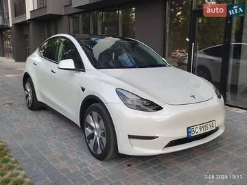 Авто Tesla Model Y 2020 № 7924778