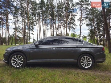 Авто Volkswagen Passat 2017 № 7924895