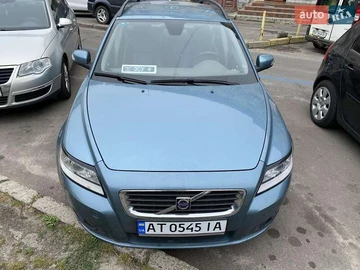 Авто Volvo V50 2009 № 7924932