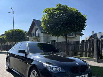 Авто BMW 5 Series 2004 № 7924978