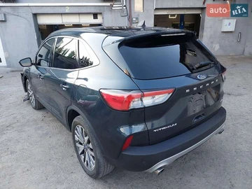 Авто Ford Escape 2022 № 7925044
