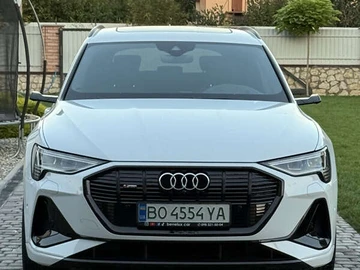 Авто Audi E-Tron 2021 № 7925093