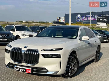 Авто BMW I7 2023 № 7925097