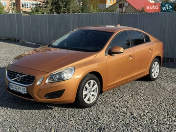 Авто Volvo S60 2012 № 7925179