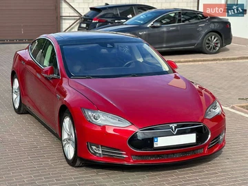 Авто Tesla Model S 2015 № 7925237